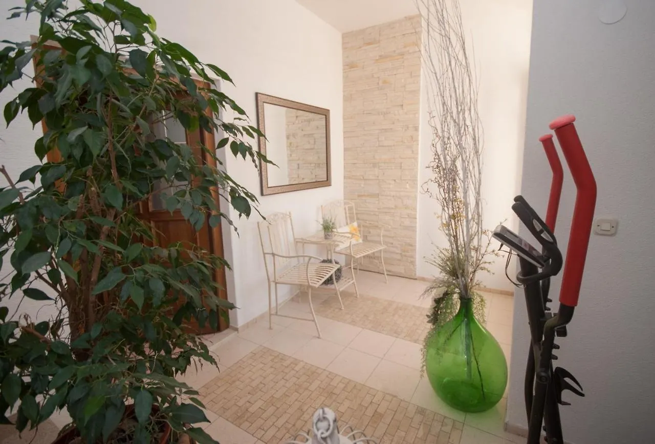 Colorful Two-Bedroom Apartment Kastela